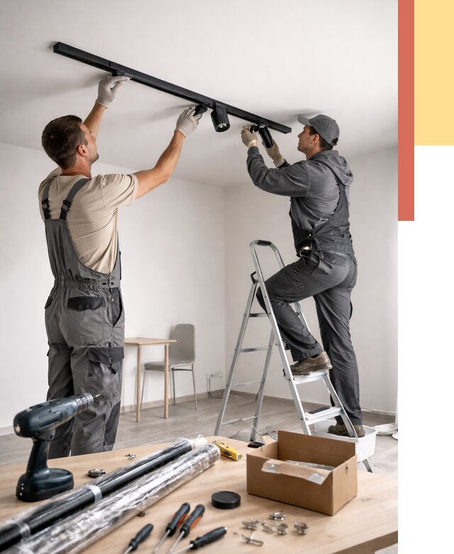 Установка трековых светильников в натяжной потолок в Гусь-Хрустальном от 4493 руб. | ОТДЕЛОЧНИК-Гсь